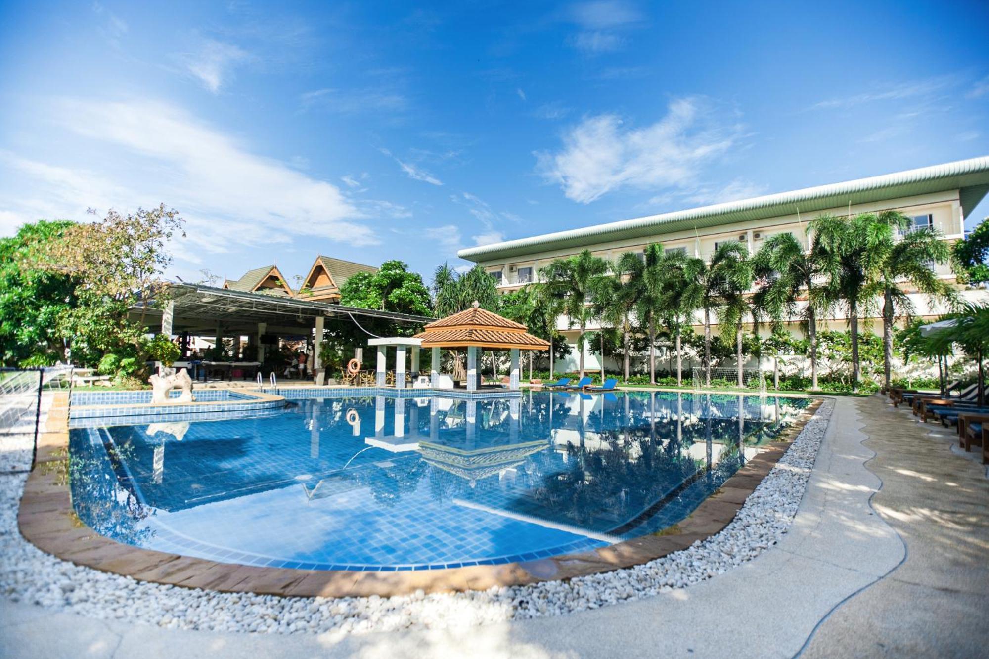 Blue Beach Grand Resort And Spa Rawai Екстериор снимка