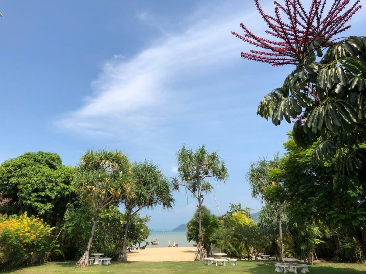 Blue Beach Grand Resort And Spa Rawai Екстериор снимка