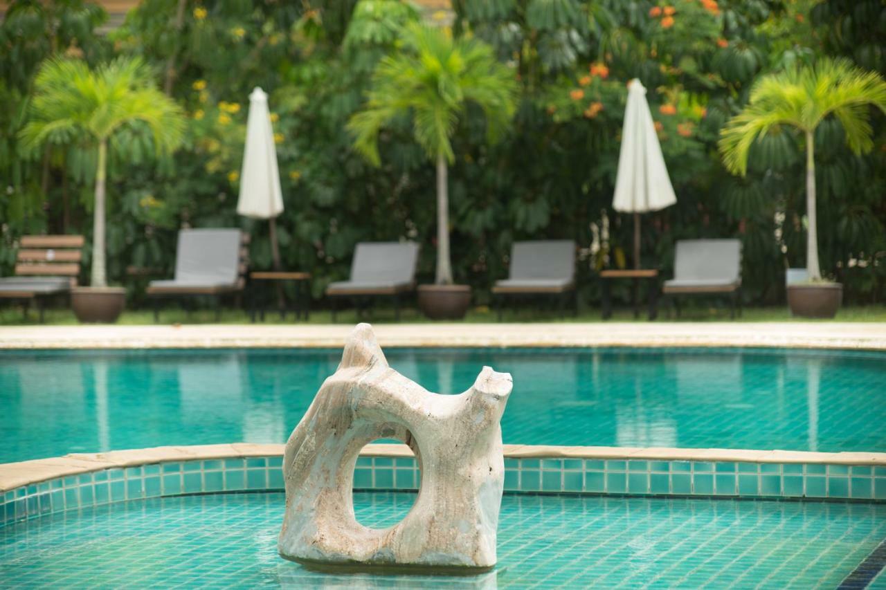 Blue Beach Grand Resort And Spa Rawai Екстериор снимка