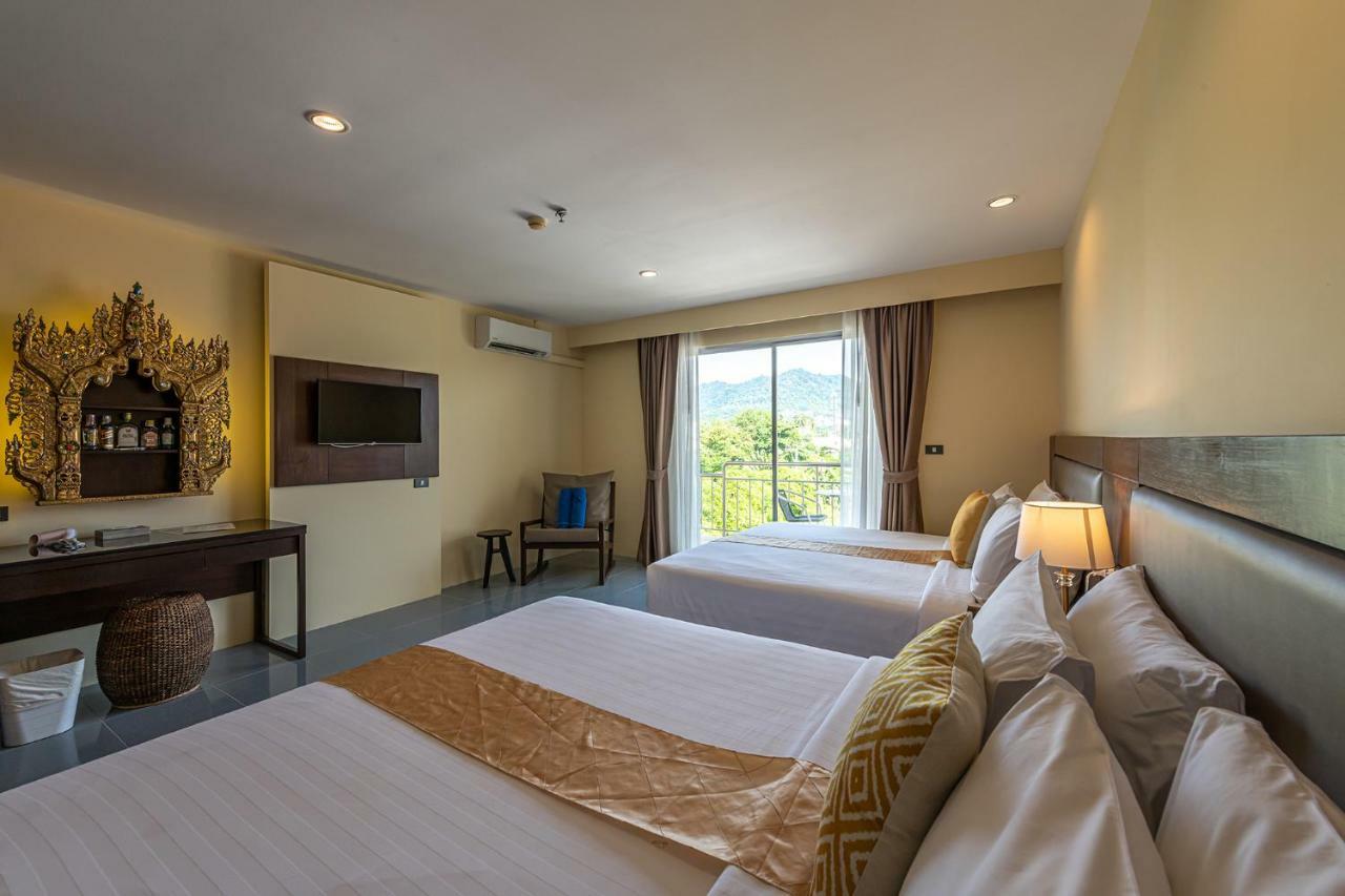 Blue Beach Grand Resort And Spa Rawai Екстериор снимка